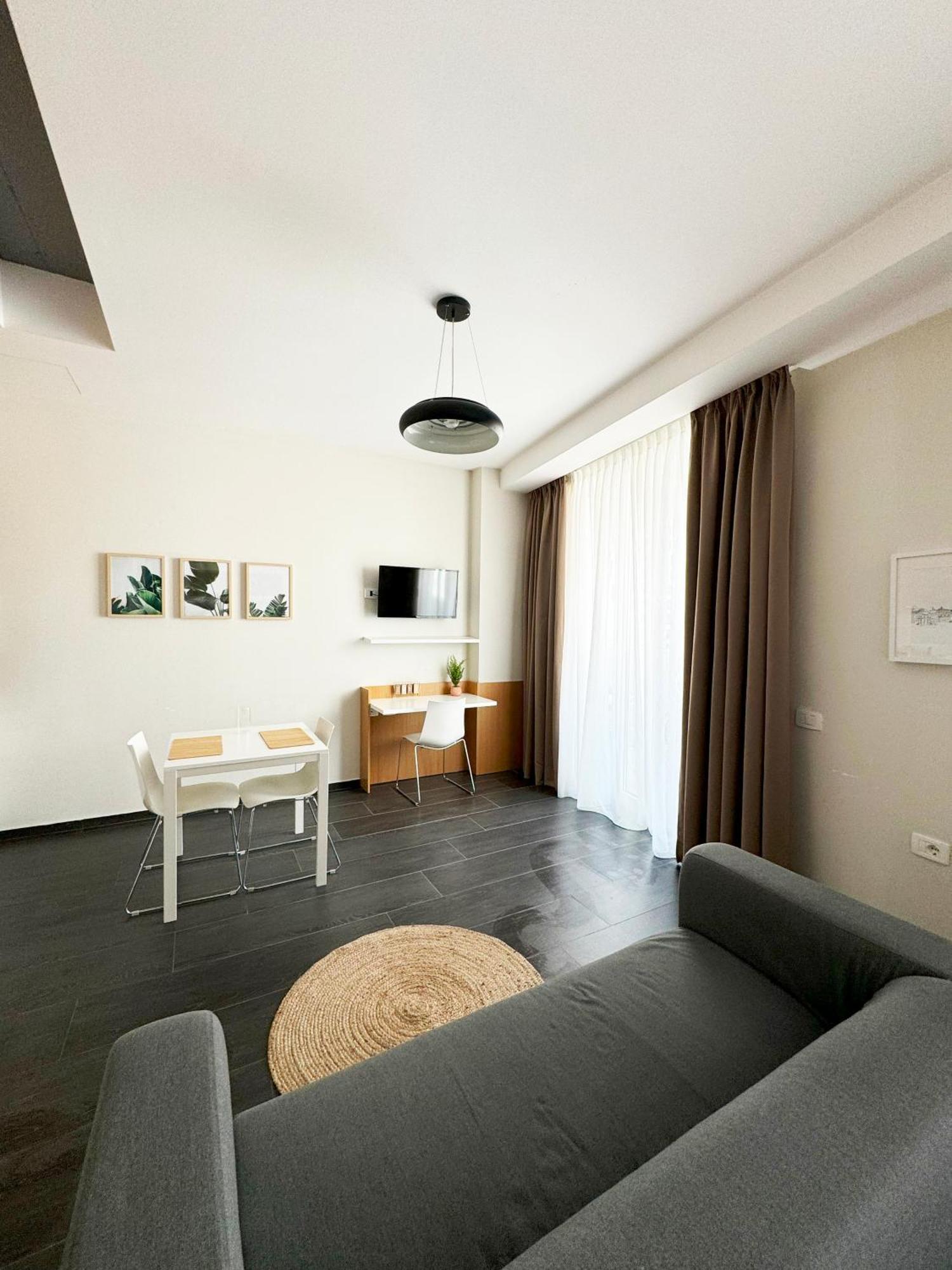 Magnet Residence Condo 1 Self Checkin ติรานา ภายนอก รูปภาพ